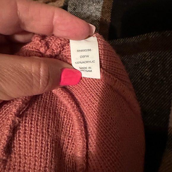 Adidas pumpkin spice fall beanie. O/S - Picture 4 of 5